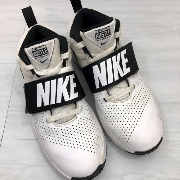 Nike Other - NIKE Team Hustle DB Sneakers